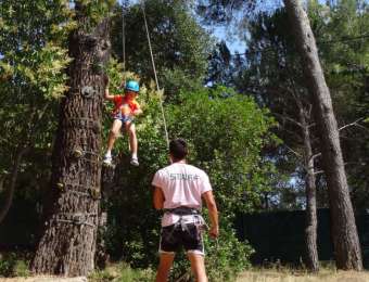 Le camping de la Pascalinette est un camping situé à Hyères